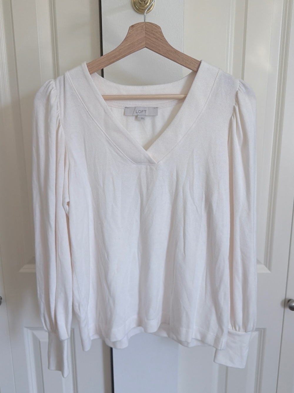 NEW Ann Taylor Loft Long Sleeve Knit Top - Small, Cream